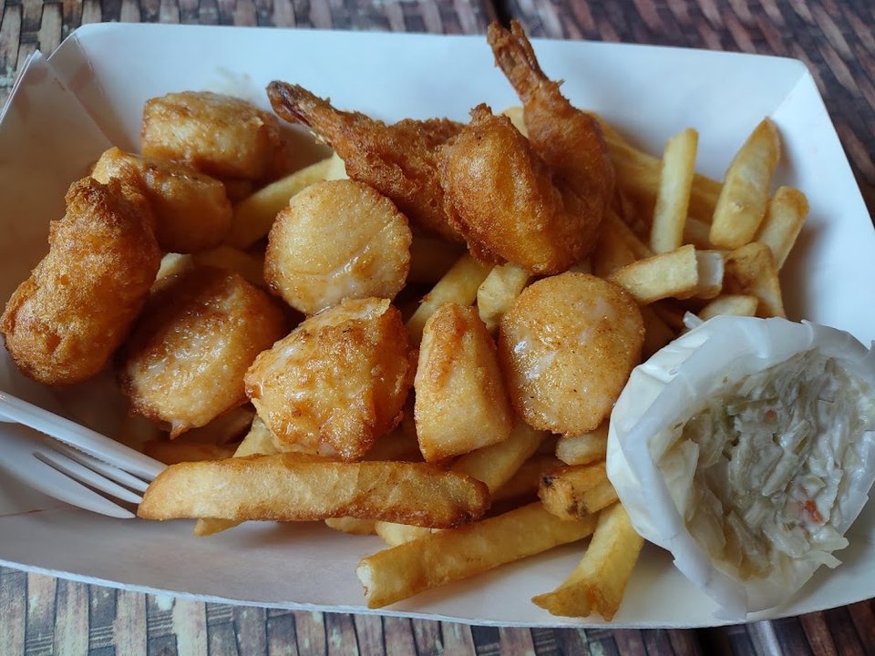 Beer Battered Deep Fried Shrimp and Scallops